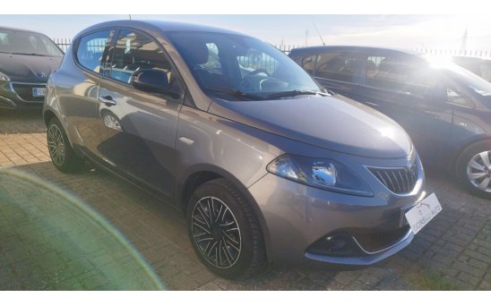 YPSILON 