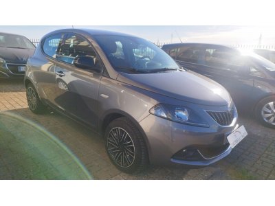 YPSILON 