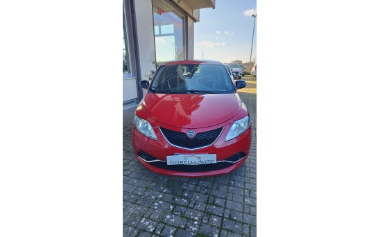 YPSILON 